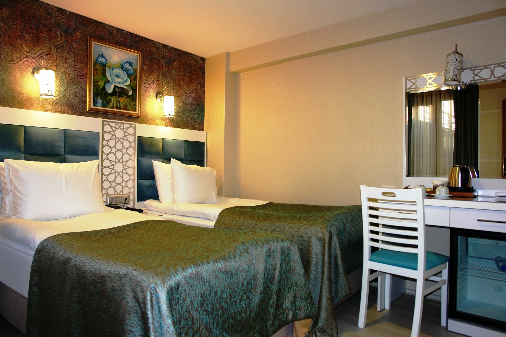 Istanbul River Hotel Bagian luar foto